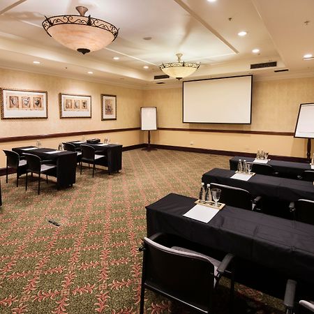 Palazzo Hotel Fourways Exterior photo A typical meeting room