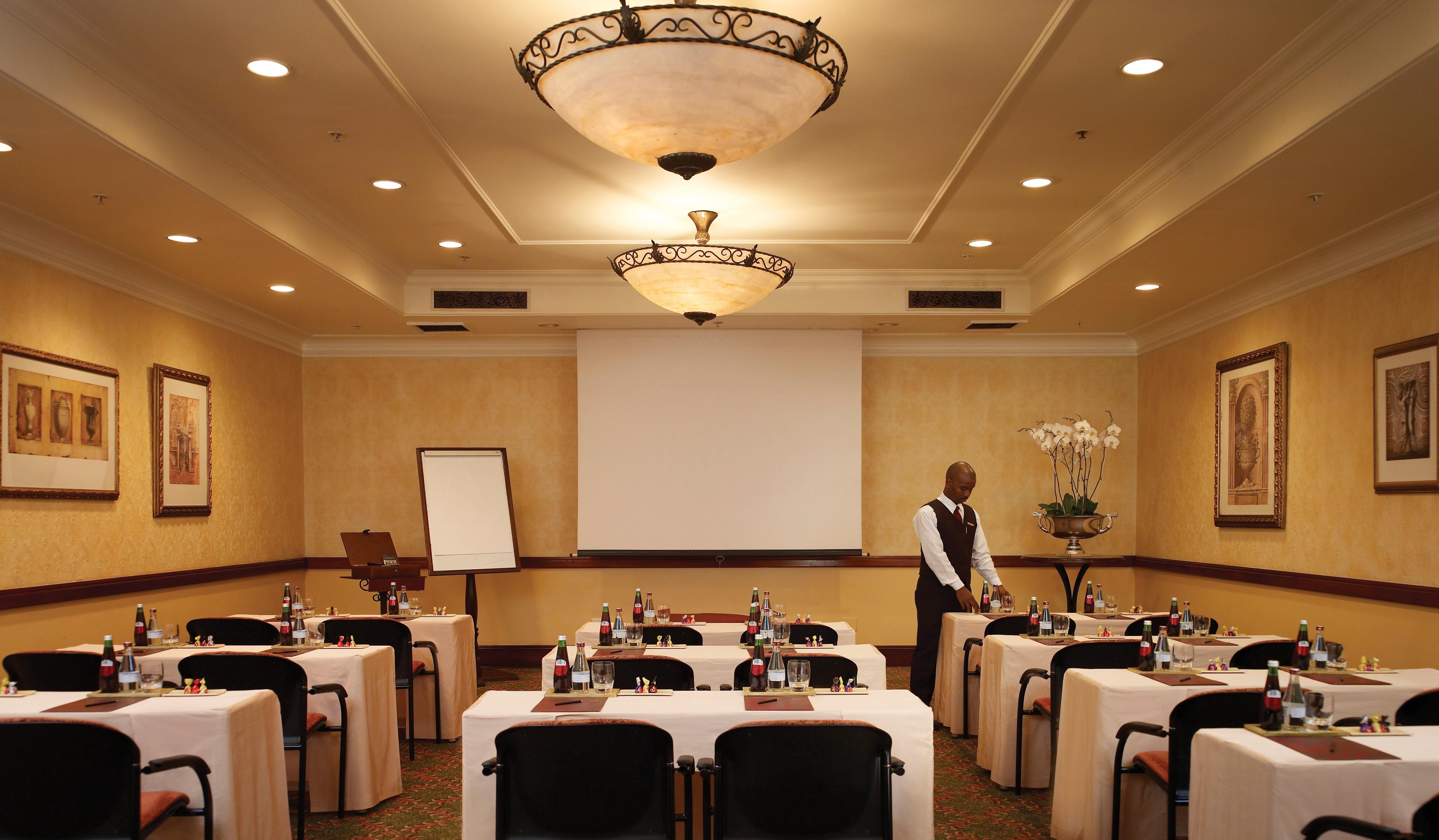 Palazzo Hotel Fourways Exterior photo A meeting room at a hotel